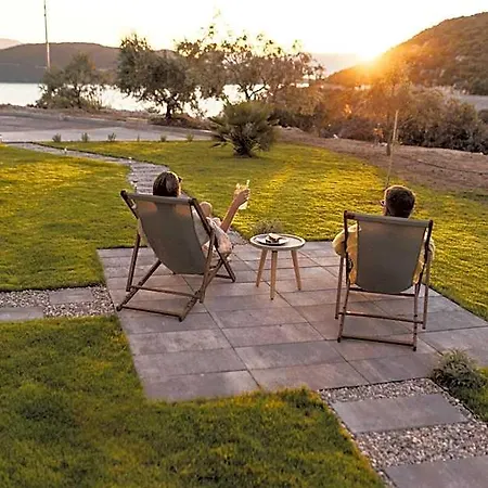 Boutique Mavie - Adults Only 4*