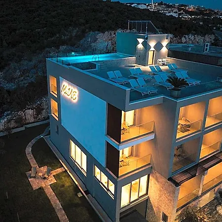 Boutique Mavie - Adults Only 4*