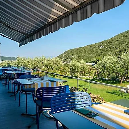 Boutique Mavie - Adults Only فندق 4*